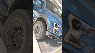 RetraxPRO XR Ford F150 Raptor Tonneau Cover
