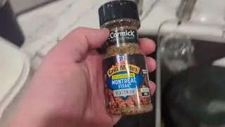 How to open a stuck McCormick spice bottle! Montreal Steak