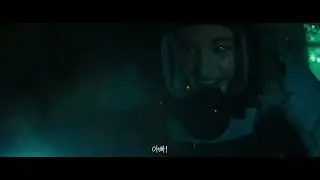 Sexy Girls Panics Underwater Sharks Attack