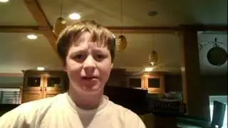 The Freak sings a songg