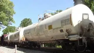 CSX  FREIGHT TRAIN PASSING THROUGH  CHESTER VIRGINIA  FRIDAY MAY 5 2023