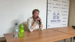 Чёрный цвет. Заземляющий цвет. Любимый цвет. Цвет одежда служителей храма. Цивилизация Хамилия.