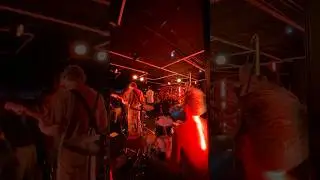 En Quito hace unos meses! Que apretados pero que bien!🥰
