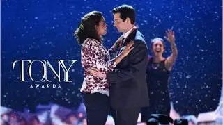 "Seeing You" Andy Karl and Barrett Doss — Groundhog Day, Tonys 2017 performance