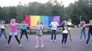 Танец с вожатыми 678 отряд