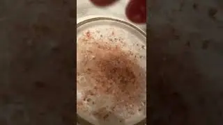This sound tickles my brain #salt #asmr