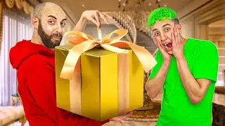 REGALO A SORPRESA A MON3Y PER IL SUO COMPLEANNO
