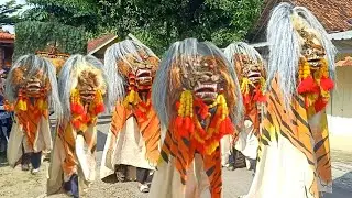 SERU !! Arak-arakan Barongan Blora & reog Ponorogo Singo Condro Mudo ~ Sedekah Bumi dk Gulingan