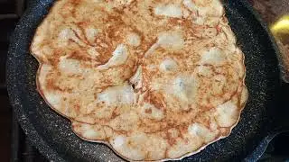 Блин из псиллиума с начинкой для завтрака 