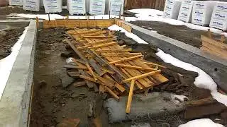 Фундамент после зимы. Есть ли трещины?