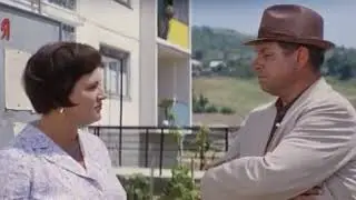 .. ну-ка иди отсюда ... Миша ..