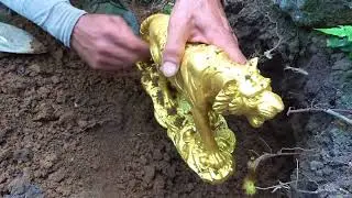 Equipment for treasure explorers: Types and functions of metal detectors