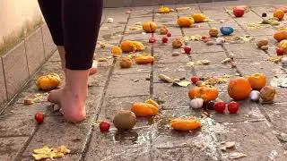 Feet crush