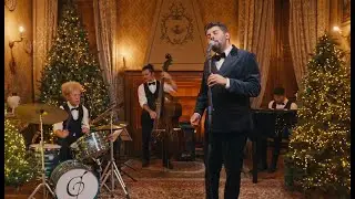 Have yourself a merry little Christmas - Gala Entertainment
