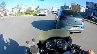 CFMOTO 400 NK VS CBR 125 R