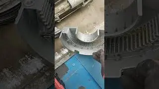Cambio de motor en cierre metálico.