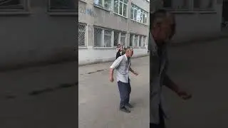 Дед жестко флексит )