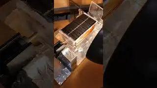 The device for demonstrating Ampere force and photoeffect
