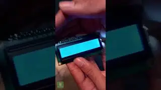 ESP32 NTP Time Synchronization with LCD Display