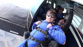 Gary Pnidemone's Tandem skydive!
