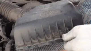 Замена воздушного фильтра на Hyundai Accent