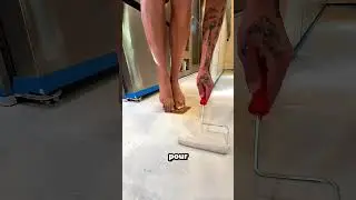 Il s'est retrouvé coincé pendant qu'il peignait 😱🎨