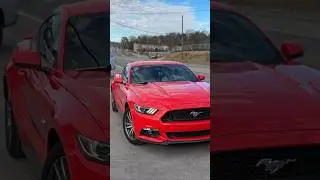 Ford Mustang GT 5.0L V8 STRAIGHT PIPED! 