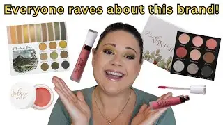 Finally Trying Sydney Grace Makeup! Unbox & Try On! Christmas in July Sale 2024!