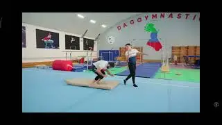 кто лучше сделал сальто Махачев или Нагорный?🤔