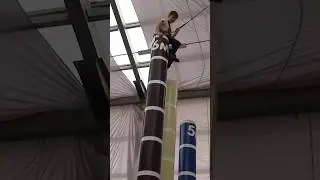 Игорек на скалодроме: Веселые взлеты и крутые спуски!🧗‍♀️#видеодлядетей #детскийвлог #длядетей