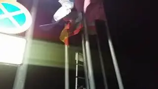 Hispanitatearen Egunaren aurkako ekimena