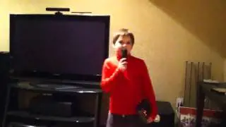 Kid sings Rolling in the Deep with auto-tune