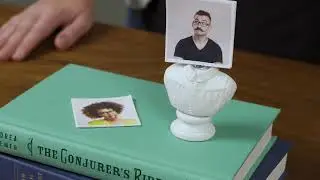 HeyBuster™ photo holder