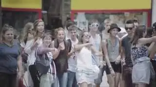 إشارة المرور الراقصة - المعنى الحقيقي للإبداع - راااااااااااااااااااااااائع