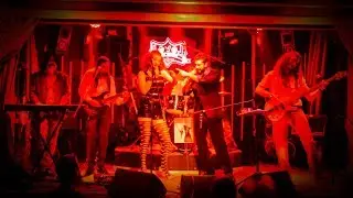 Doggy Style - Δε μ' αγαπάς (Βόσσου - Γονίδης) (Live στο Level 69, 16/02/2018)