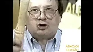 ALBORGHETTI BATENDO O SEU PAU NA MESA DURANTE 10 MINUTOS