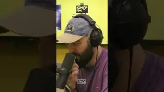 Расул Чабдаров пытается не засмеяться #shorts Юмор ФМ