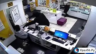 Нападение на офис «Билайн» в Орске: 