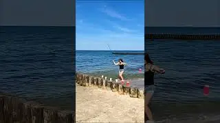 Трюки с кнутом!🌊🌊🌊#gypsydance  #цыганскиетанцы #кнут #whipcracking #море  #bellydance #трюки