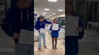 У нас низкие цены😇#Мем #прикол #магазин #продавец #продавцы #девушка #подарок #розыгрыш #тренд #юмор