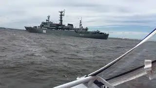Прокатился на моторной лодке по заливу. Оценил какая мощность нужна для электро лодки.