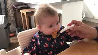 Billy's First Taste of Food with Organic Baby Food Delivery Service