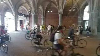 Vivaldi by street musicians at Rijksmuseum in Amsterdam