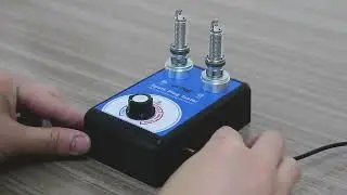 DUAL HOLE ADJUSTABLE CAR SPARK PLUG TESTER