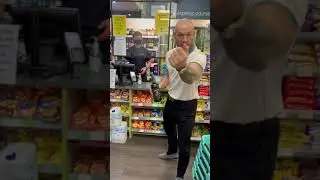 Конор Макгрегор в магазине купил свои виски и дал автограф продавцу!!! Продавец в шоке!!