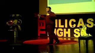 İş Dünyasının Yapı Taşları: Memduh Boydak at TEDxKılıçaslanHighSchool (TEDxKilicaslanHighSchool)