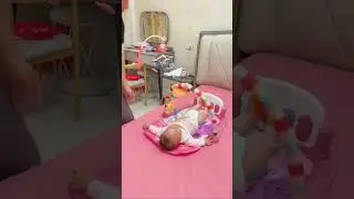 Fortunately, dad bought this pedal piano for the baby, it's great to soothe the baby, #baby