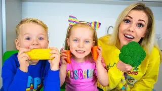 Alex and Gaby plays Vegetable challenge with Mama