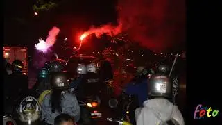PENDUKUNG PERSIB DI JALANAN / PERSIB SUPPORTERS ON THE STREETS #persib #vikingpersib #bobotoh