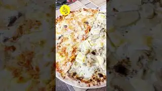 Food is good. Pizza is better.Italian pizza ready for you🍕let's out of the oven. #phuket #restaurant